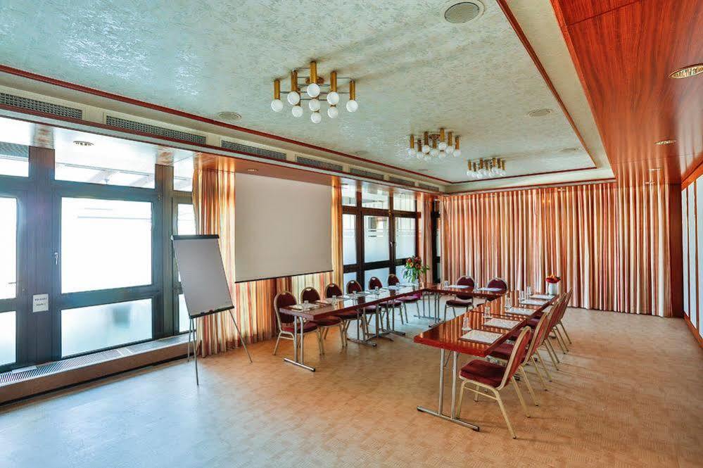 Arotel Best Living Nuernberg Extérieur photo